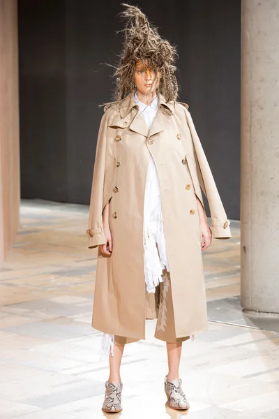Look 21